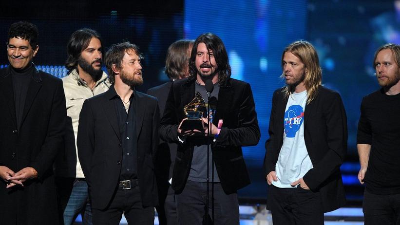 GRAMMY Rewind: Foo Fighters Win A GRAMMY For "Walk," The Song They Recorded In Dave Grohl's Garage